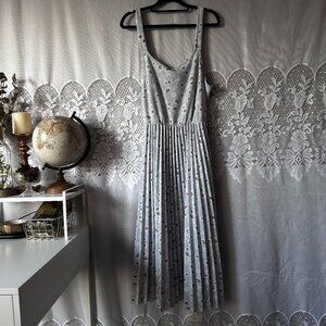 Sky Blue Floral Pleated Midi Dress